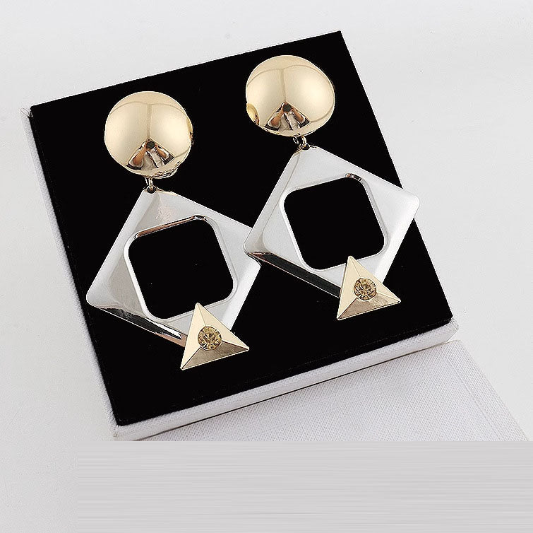 Geometric diamond earrings for women