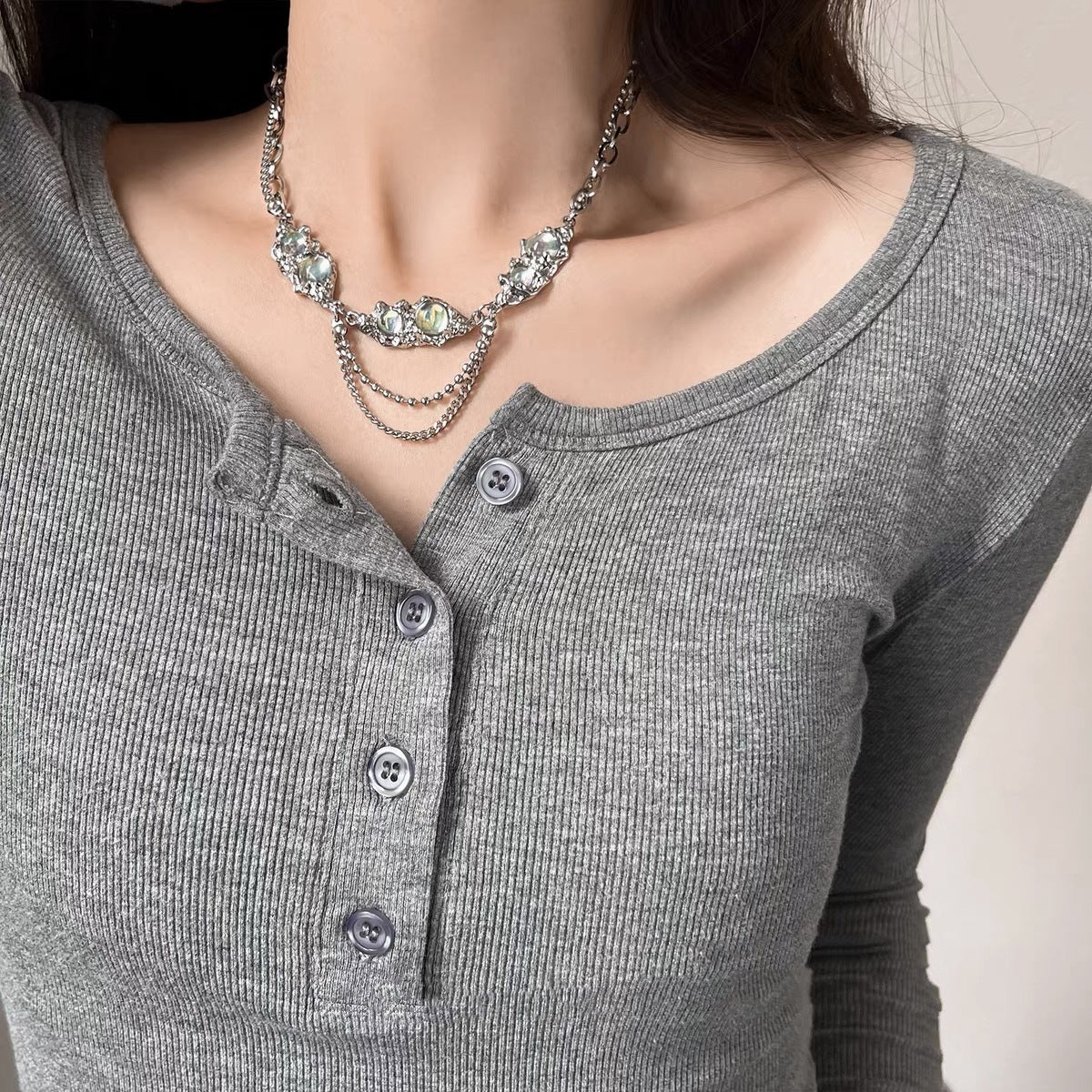 Luxury Liquid Opal Stone Necklace Ladies Ins Hip-Hop Necklace Advanced Design Sense Niche Collarbone Chain